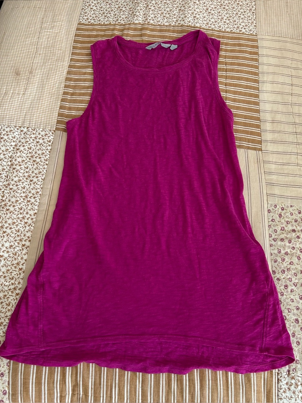 Women’s pink athleta tank top size small